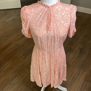 Super cute spring dress from Loft! Size small.